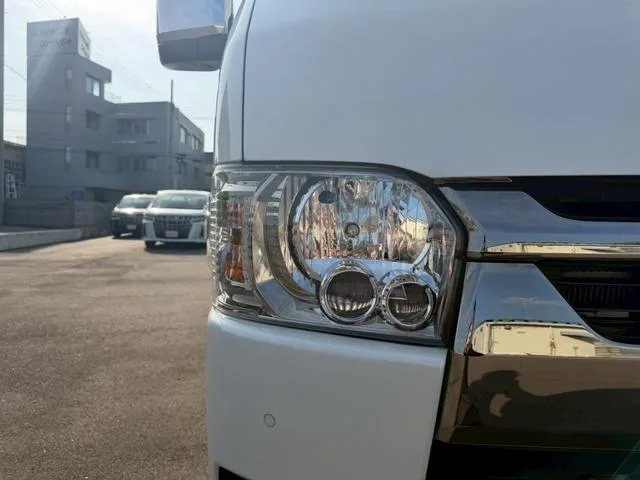 Toyota HIACE VAN SUPER GL DARK PRIME II 2022 — миниатюра 4