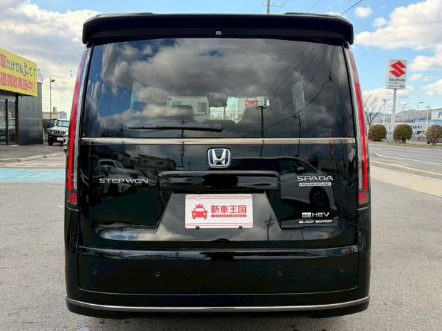 Honda STEPWAGON E:HEV SPADA PREMIUM LINE BLACK EDITION 2025 — миниатюра 3