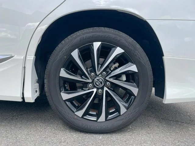 Toyota NOAH HYBRID S-Z 2023 — миниатюра 5