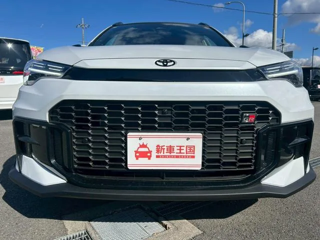 Toyota COROLLA CROSS GR SPORT 2025 — миниатюра 3