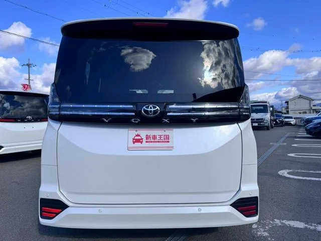 Toyota VOXY S-Z 2022 — миниатюра 3