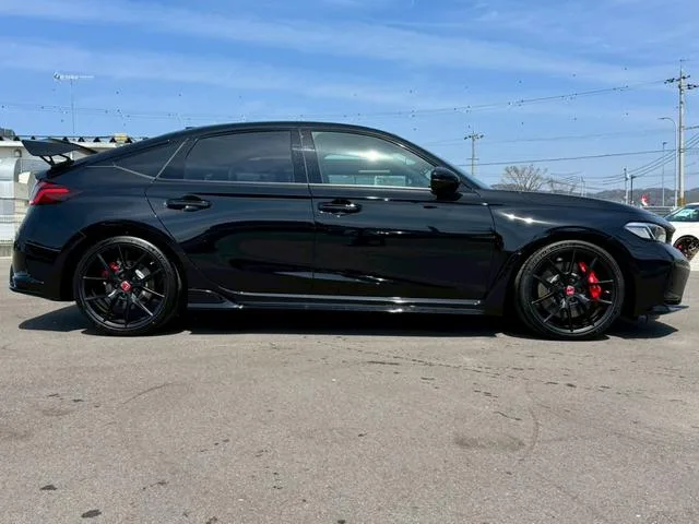 Honda CIVIC TYPE R 2025 — миниатюра 3