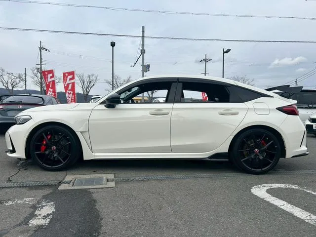 Honda CIVIC TYPE R 2024 — миниатюра 5