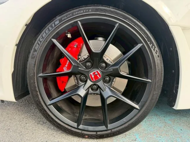 Honda CIVIC TYPE R 2025 — миниатюра 5