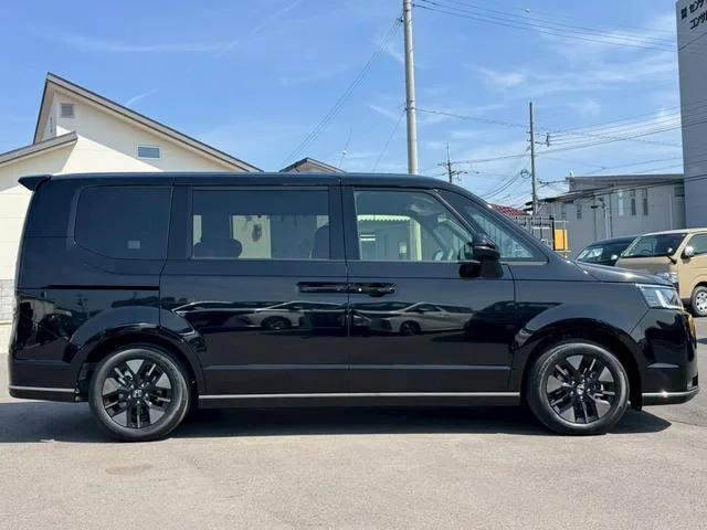 Honda STEPWAGON E:HEV SPADA 2026 — миниатюра 3