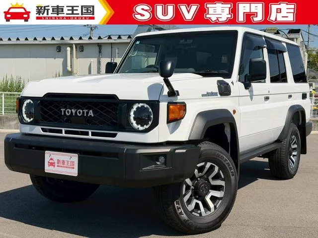 Toyota LAND CRUISER 70 AX 2025 — фото 1, купить с доставкой в Москву