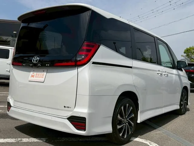 Toyota NOAH HYBRID S-Z 2026 — миниатюра 3