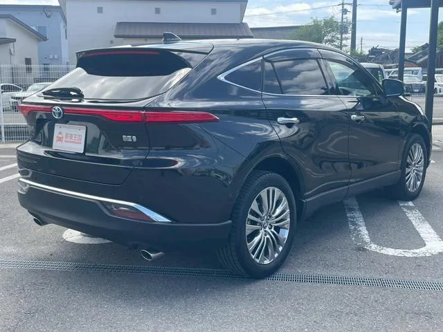 Toyota HARRIER HYBRID Z LEATHER PACKAGE 2023 — миниатюра 3