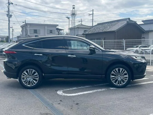 Toyota HARRIER HYBRID Z LEATHER PACKAGE 2023 — миниатюра 4