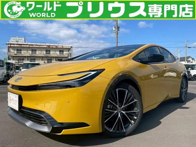 Toyota PRIUS Z 2023 — фото 1, купить с доставкой в Москву