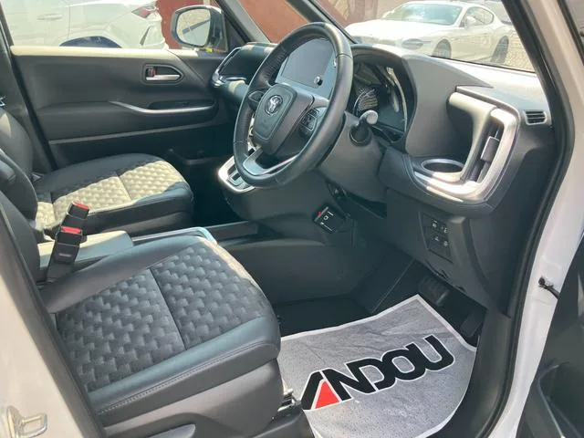 Toyota VOXY HYBRID S-Z 2023 — миниатюра 4