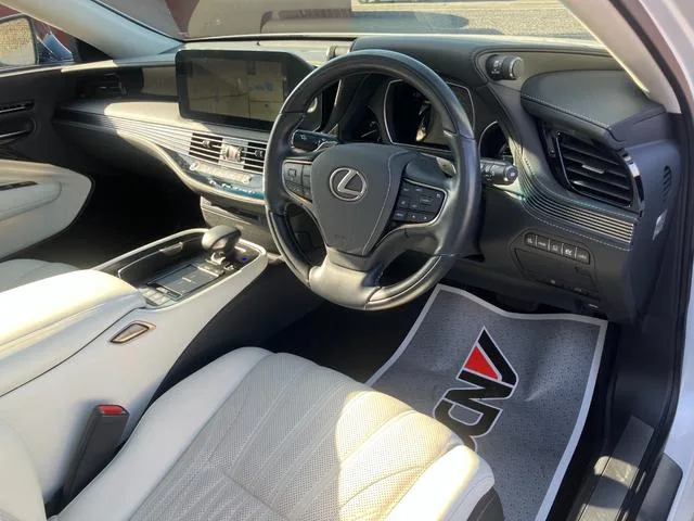 Lexus LS LS500H VERSION L 2022 — миниатюра 4