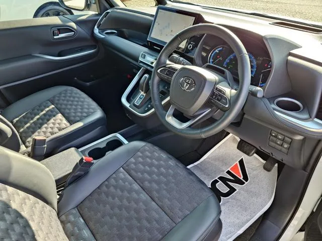Toyota VOXY HYBRID S-Z 2025 — миниатюра 4