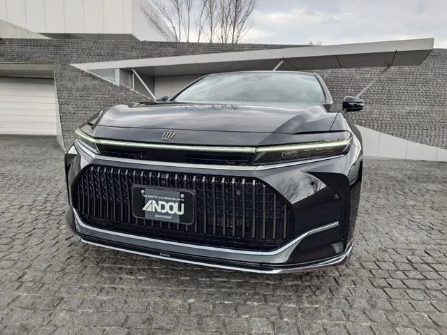 Toyota Crown Z 2024 — миниатюра 2