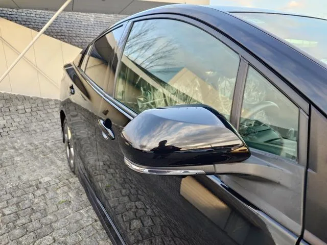 Toyota Prius A TOURING SELECTION 2022 — миниатюра 4