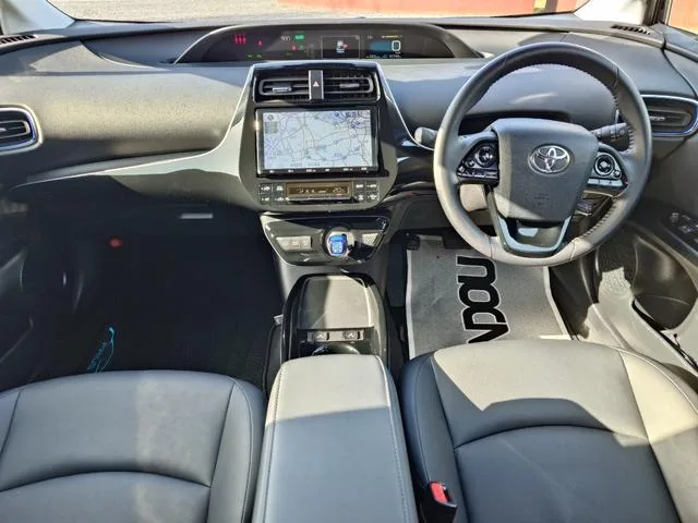 Toyota Prius A TOURING SELECTION 2022 — миниатюра 5