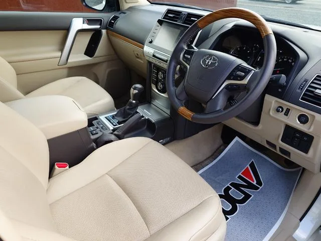 Toyota LAND CRUISER PRADO TZ-G 2024 — миниатюра 4