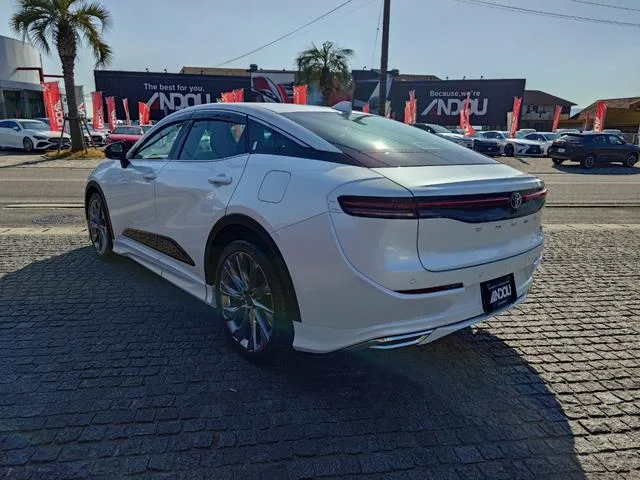 Toyota CROWN CROSSOVER G LEATHER PACKAGE 2024 — миниатюра 2