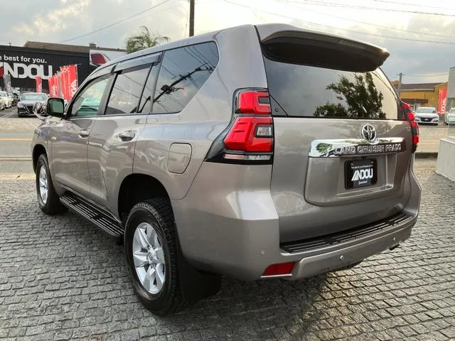 Toyota Land Cruiser Prado TX 2023 — миниатюра 2