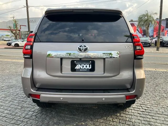 Toyota Land Cruiser Prado TX 2023 — миниатюра 3