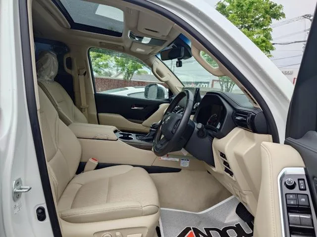 Toyota LAND CRUISER ZX 2023 — миниатюра 3