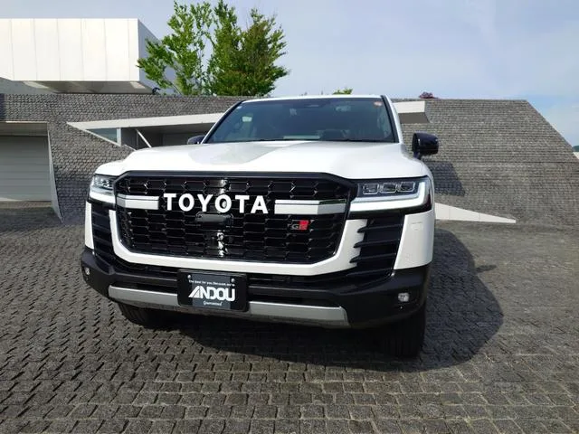 Toyota Land Cruiser GR SPORT 2025 — миниатюра 2