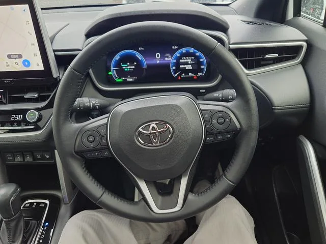 Toyota CorollaCross HYBRID Z 2025 — миниатюра 4