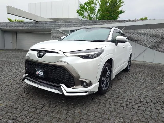 Toyota CorollaCross HYBRID Z 2025 — фото 1, купить с доставкой в Москву