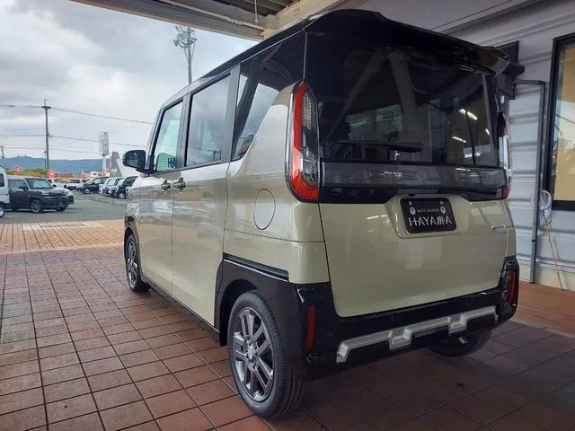 Mitsubishi DELICA MINI G PREMIUM 2024 — миниатюра 2