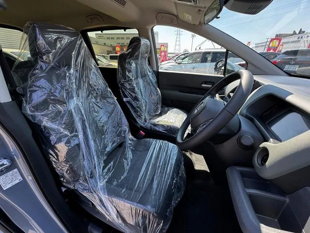 Honda FREED E:HEV CROSSTAR 2026 — миниатюра 4
