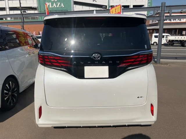 Toyota ALPHARD HYBRID Z 2024 — миниатюра 5