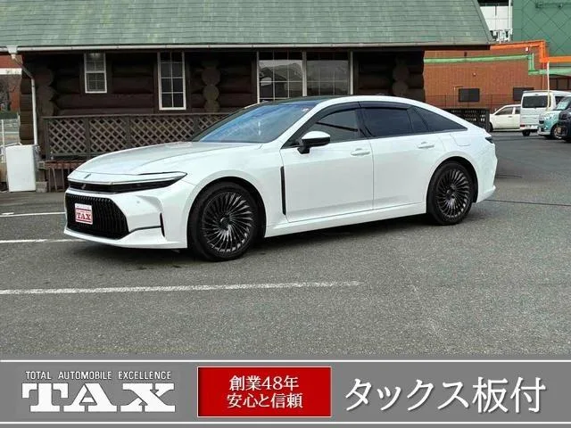 Toyota Crown Z 2024 — фото 1, купить с доставкой в Москву
