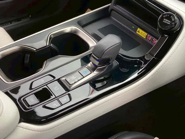 Lexus NX NX350H F SPORT 2023 — миниатюра 3
