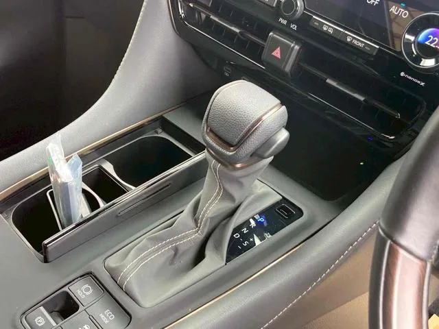 Toyota ALPHARD HYBRID Z 2024 — миниатюра 2