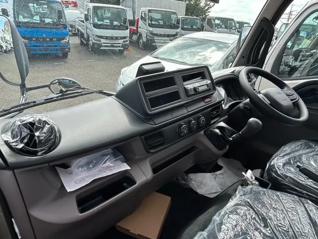 Mitsubishi Fuso CANTER 2025 — миниатюра 5