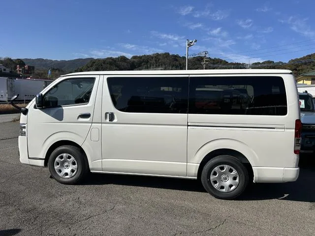 Toyota HIACE VAN LONG SUPER GL DARK PRIME S 2026 — миниатюра 3