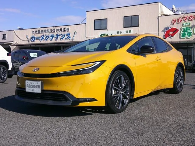 Toyota PRIUS Z 2023 — фото 1, купить с доставкой в Москву