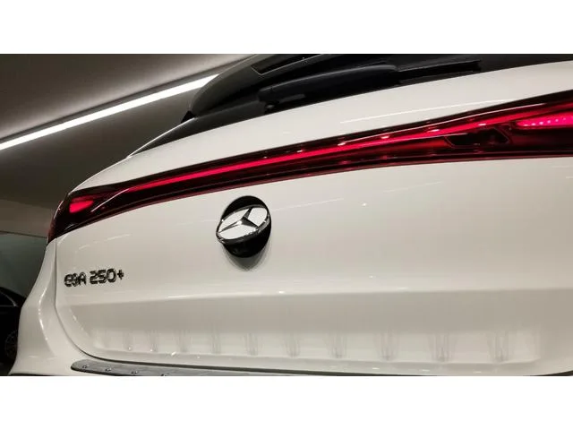 Mercedes-Benz EQA EQA250+ AMG LINE PACKAGE 2025 — миниатюра 5