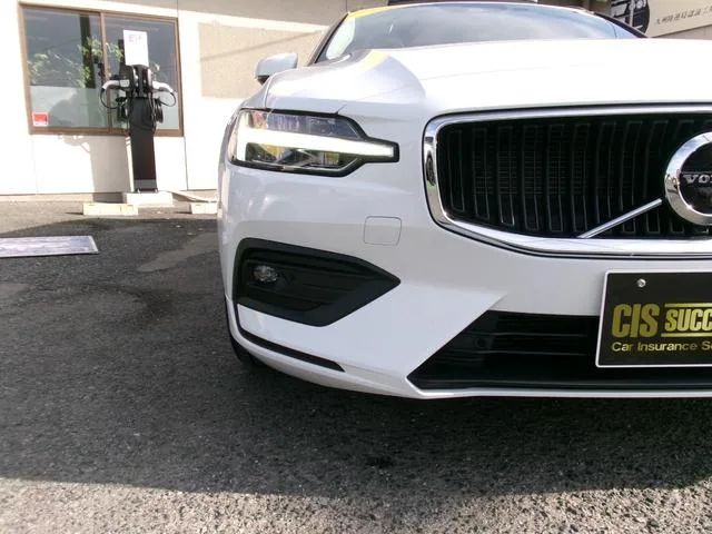 Volvo V60 B4 MOMENTUM 2022 — миниатюра 5