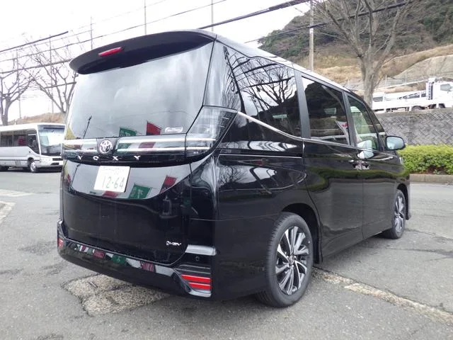 Toyota VOXY HYBRID S-Z 2026 — миниатюра 3
