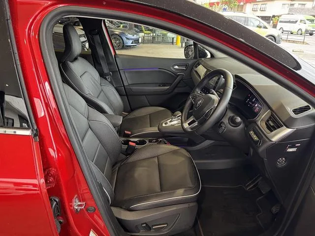Renault CAPTUR E-TECH HYBRID LEATHER PACK 2022 — миниатюра 3