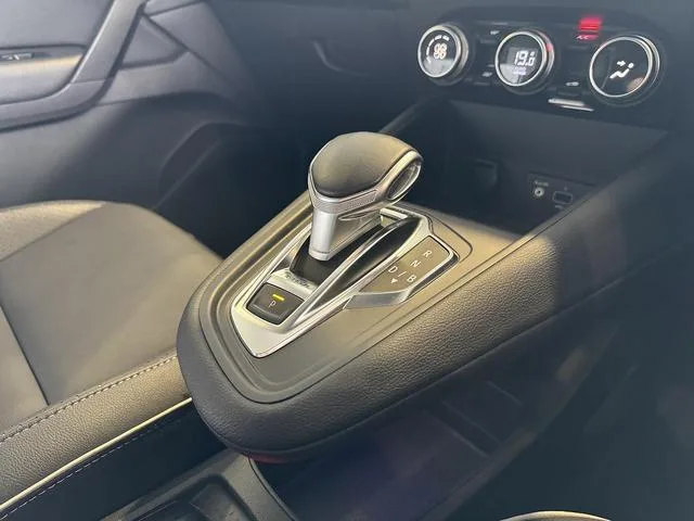 Renault CAPTUR E-TECH HYBRID LEATHER PACK 2022 — миниатюра 5