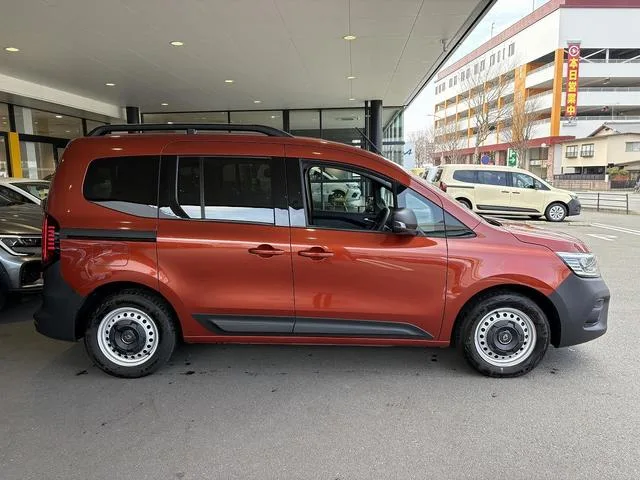 Renault KANGOO PREMIERE EDITION 2023 — миниатюра 3