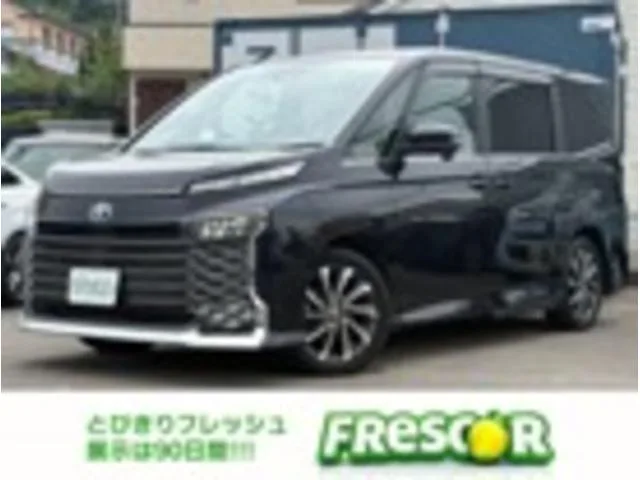 Toyota VOXY HYBRID S-Z 2023 — фото 1, купить с доставкой в Москву