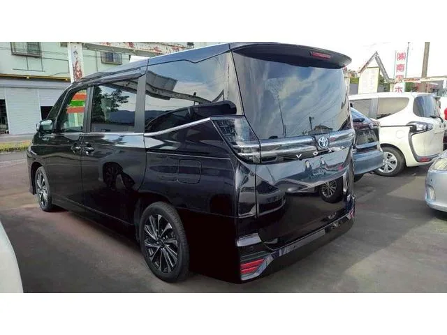 Toyota VOXY HYBRID S-Z 2022 — миниатюра 5