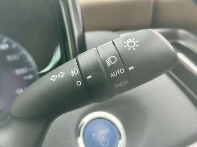 Toyota CROWN HYBRID S ELEGANCE STYLE III 2022 — миниатюра 4
