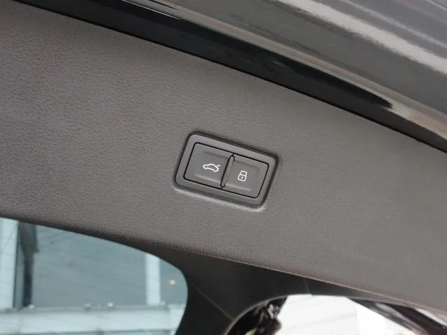 Audi Q5 Sportback 40TDI QUATTRO S LINE 2023 — миниатюра 5