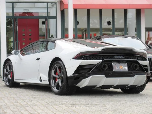 Lamborghini HURACAN EVO RWD COUPE 2023 — миниатюра 5