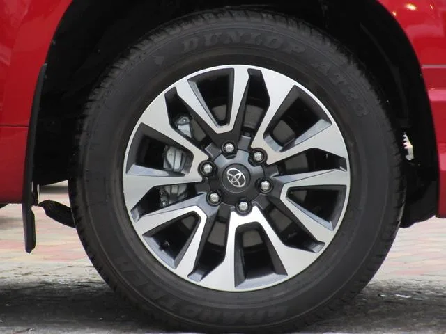 Toyota Land Cruiser Prado TZ-G 2023 — миниатюра 4