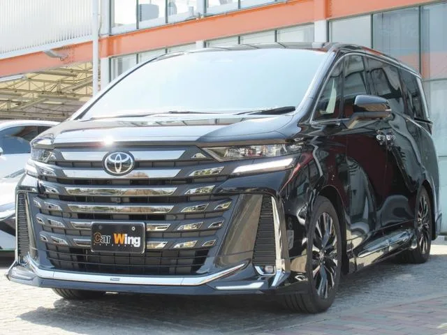 Toyota VELLFIRE HYBRID EXECUTIVE LOUNGE 2025 — фото 1, купить с доставкой в Москву